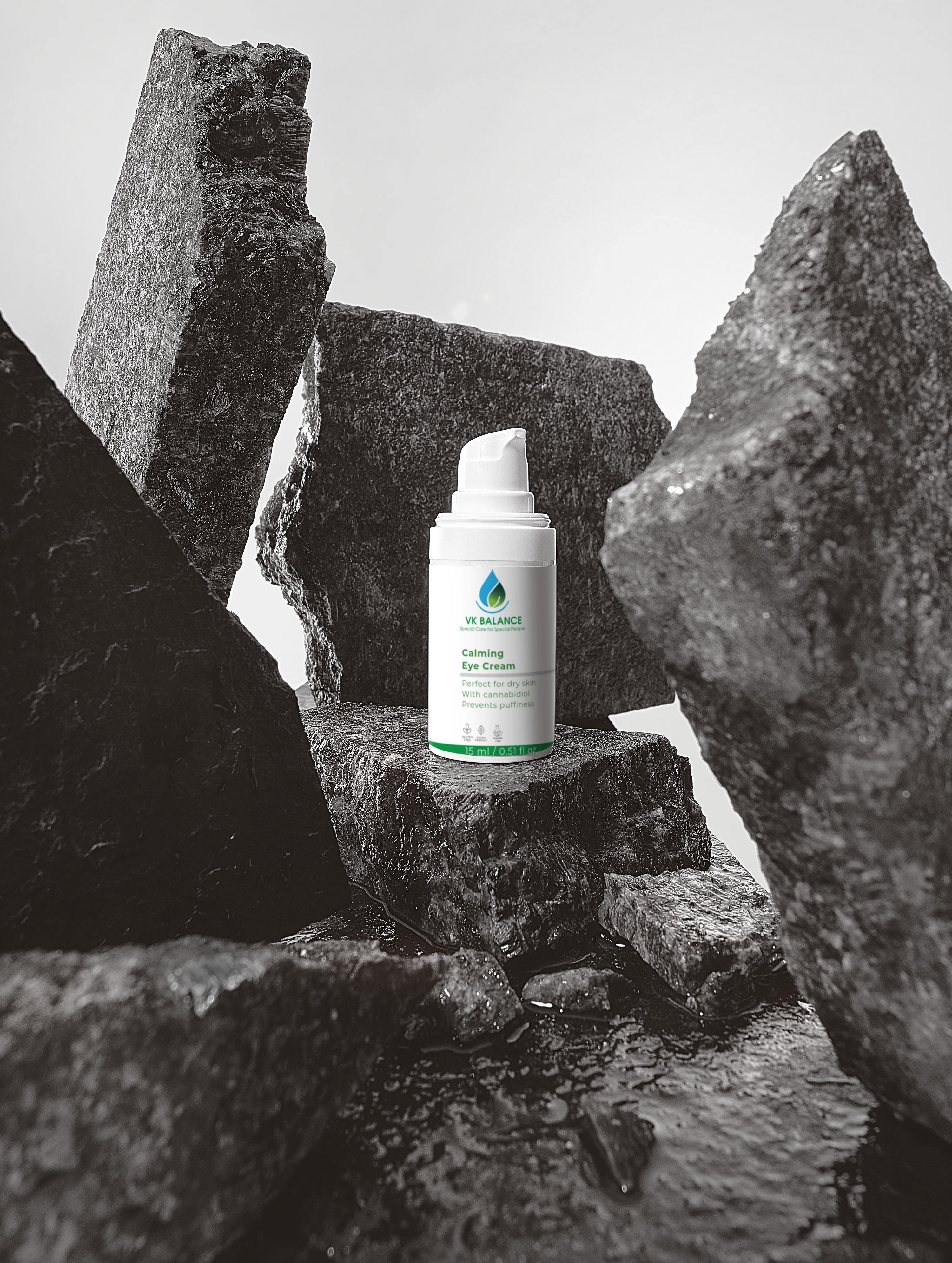 Calming Eye Cream – Hydrate, Soothe & Brighten ✨ – VK Balance