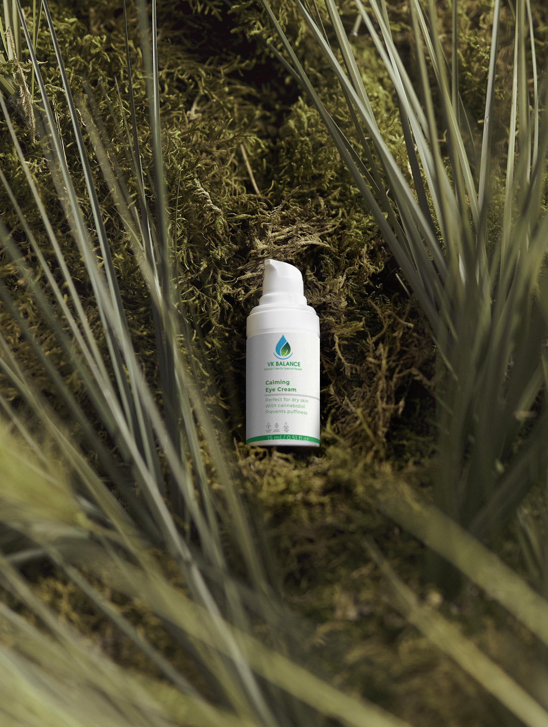 Calming Eye Cream – Hydrate, Soothe & Brighten ✨
